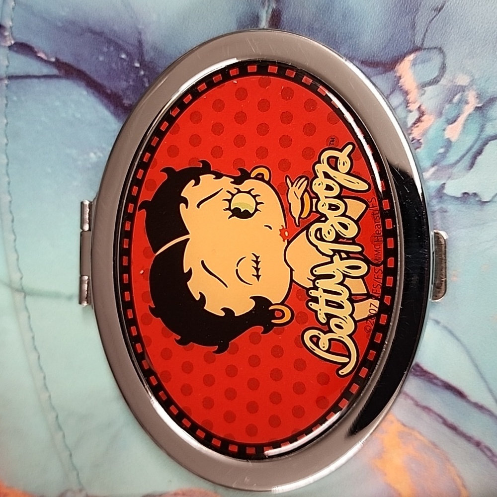 New Bettt Boop compact mirror and Star key chain